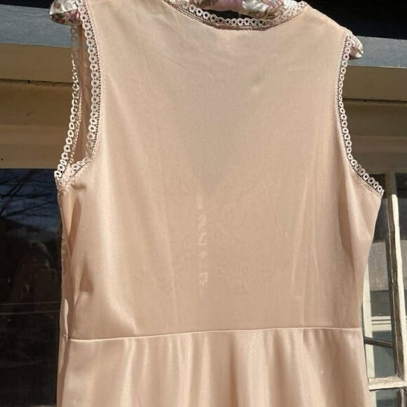 champagne nylon slip dress lace darted bodice full skirt Made in Italy Large - Picture 8 of 10